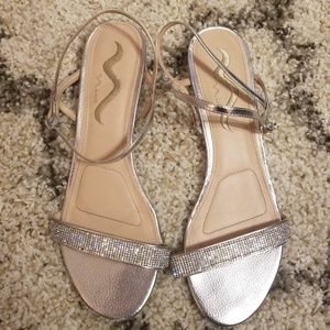 Nina Bridal Sandals - Size 11